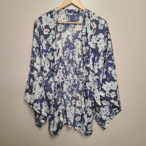 Sim & Sam Floral Kimono